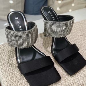 Gianni Bini 37.5 4” Heels